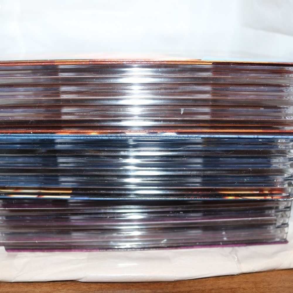 Smallville Set seasons 1-4 one owner adult handled - Picture 5 of 6